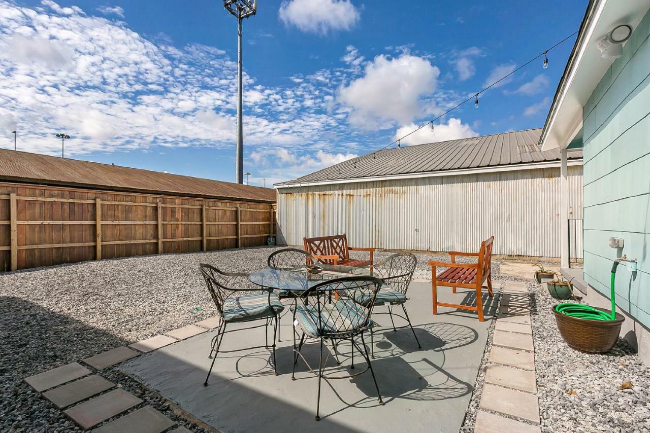 فيلا Cozy And Charming House With Luxury Amenities نيو أورلينز المظهر الخارجي الصورة